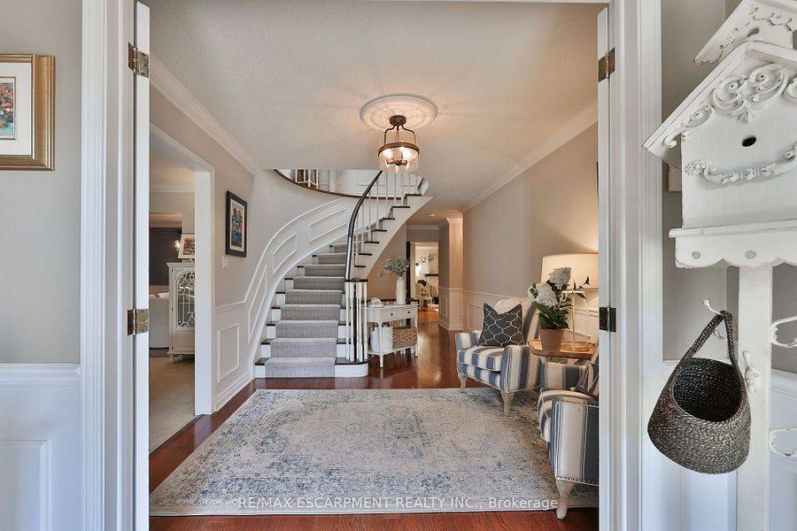 Mississauga, ON L5L 2P9,3555 Kingbird CT