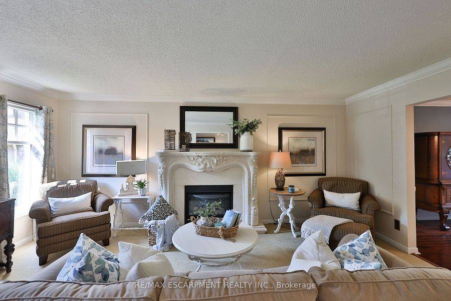 Mississauga, ON L5L 2P9,3555 Kingbird CT