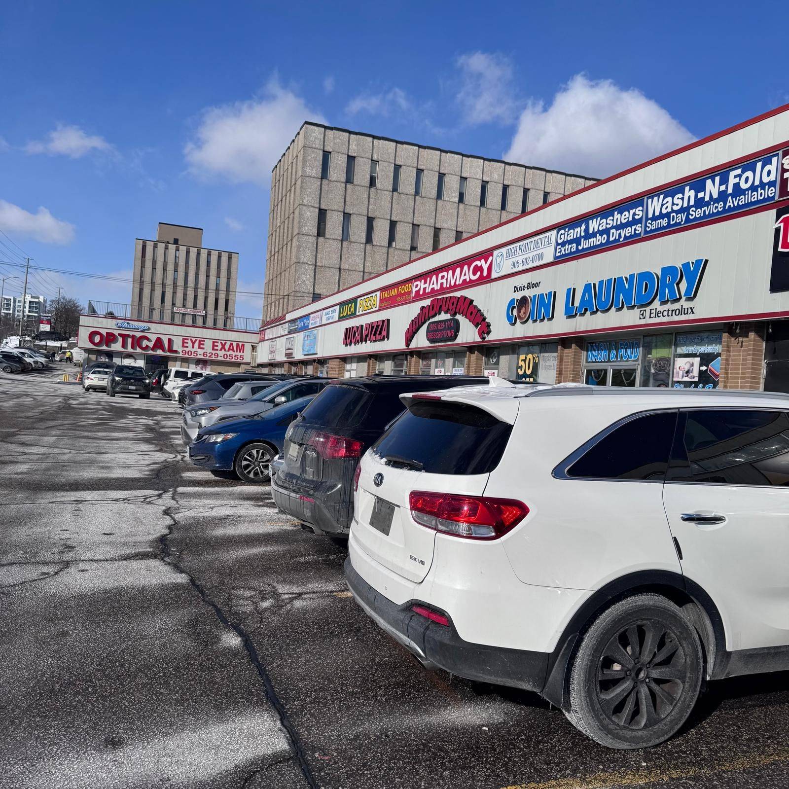 Mississauga, ON L4Y 4J6,3415 Dixie RD