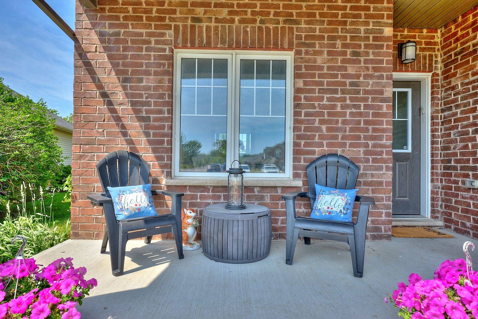 Fort Erie, ON L2A 6W2,710 Brian ST