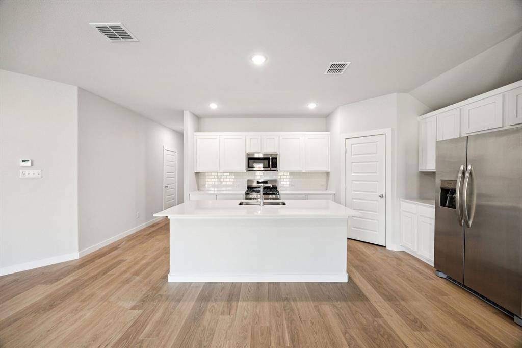 Lavon, TX 75166,383 Rockstream Drive