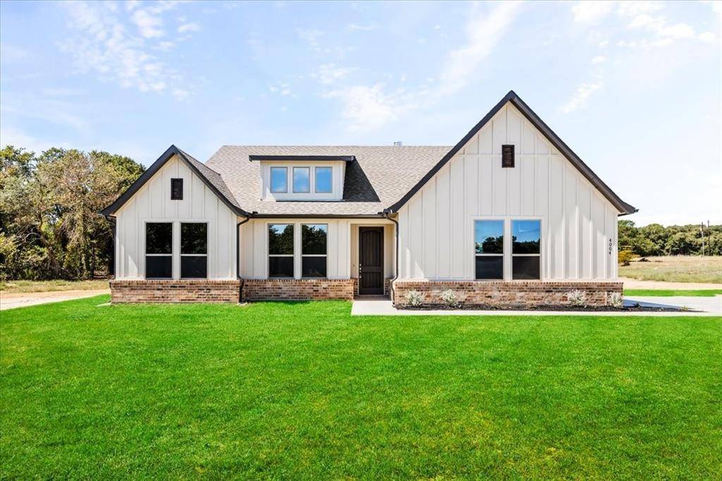 Springtown, TX 76082,10000 Valley Oak Court