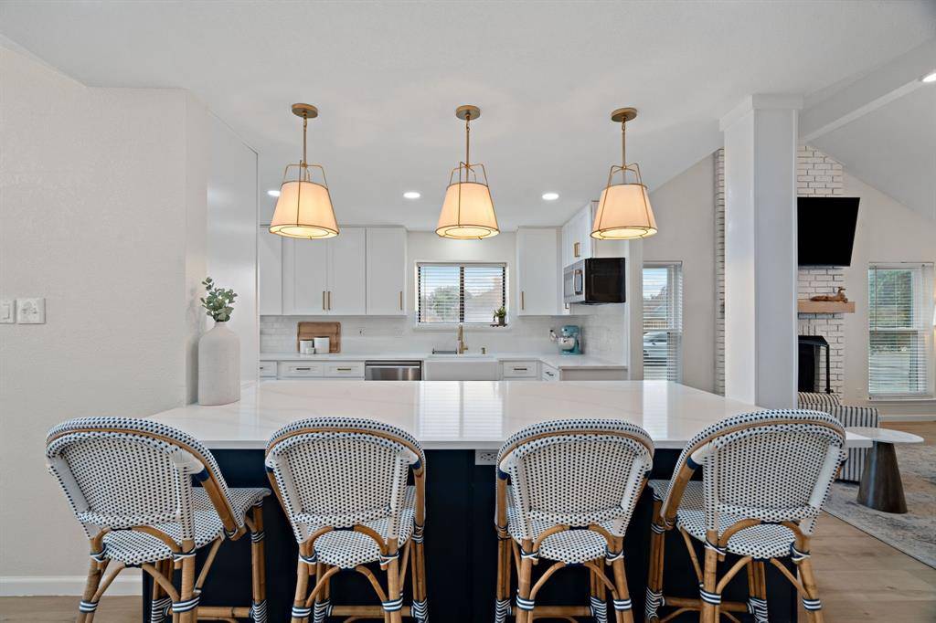 Carrollton, TX 75010,2000 Greenview Drive