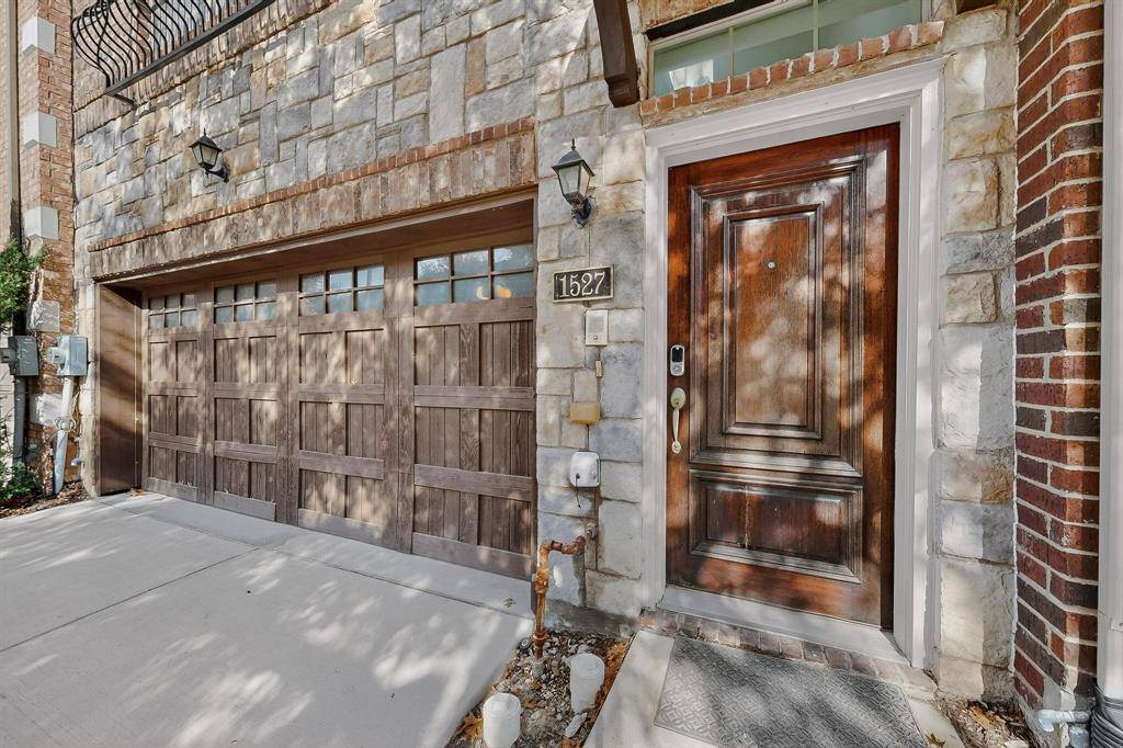 Irving, TX 75063,1527 Biltmore Lane