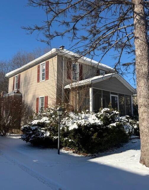 Adrian, MI 49221,176 S Scott ST