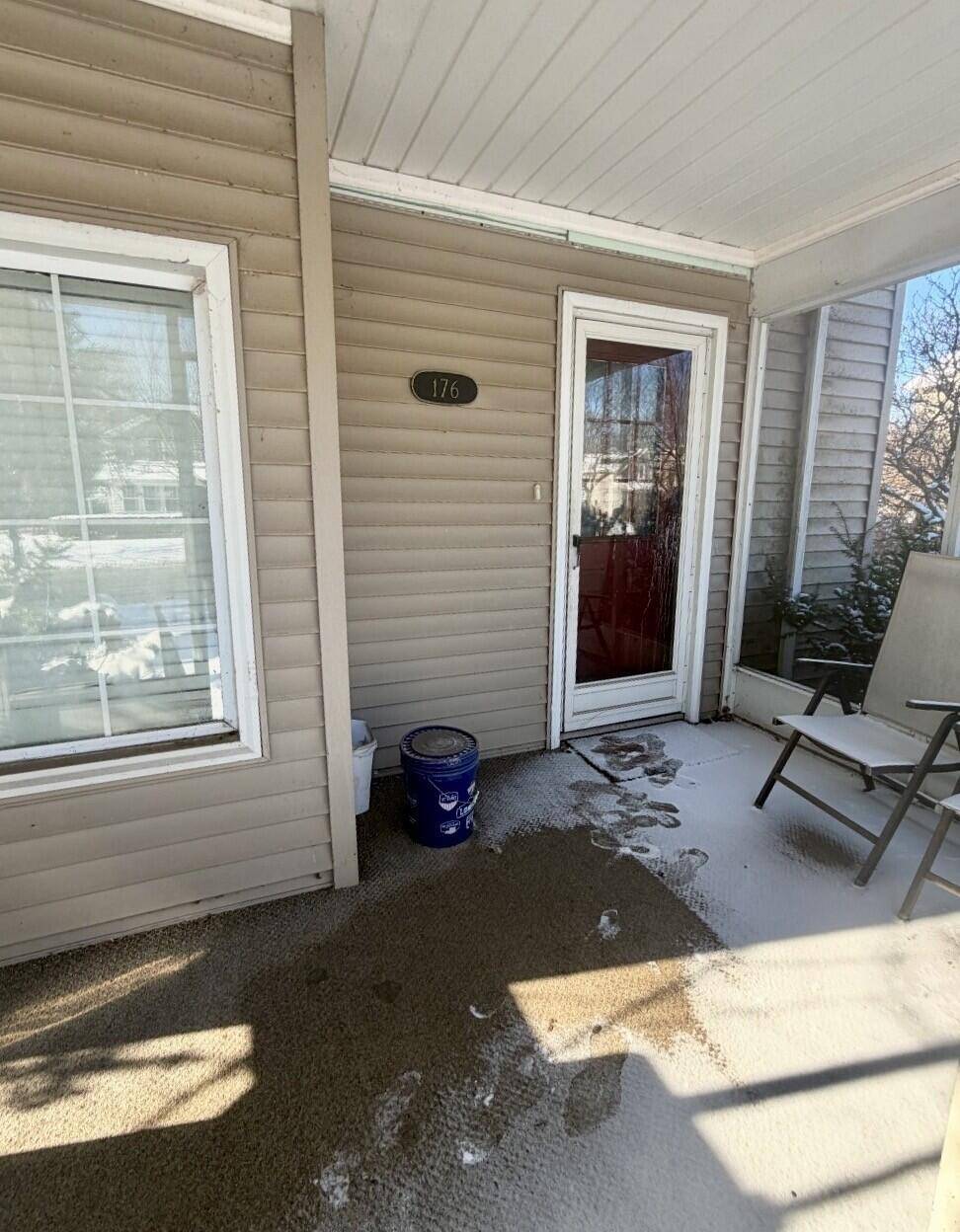 Adrian, MI 49221,176 S Scott ST