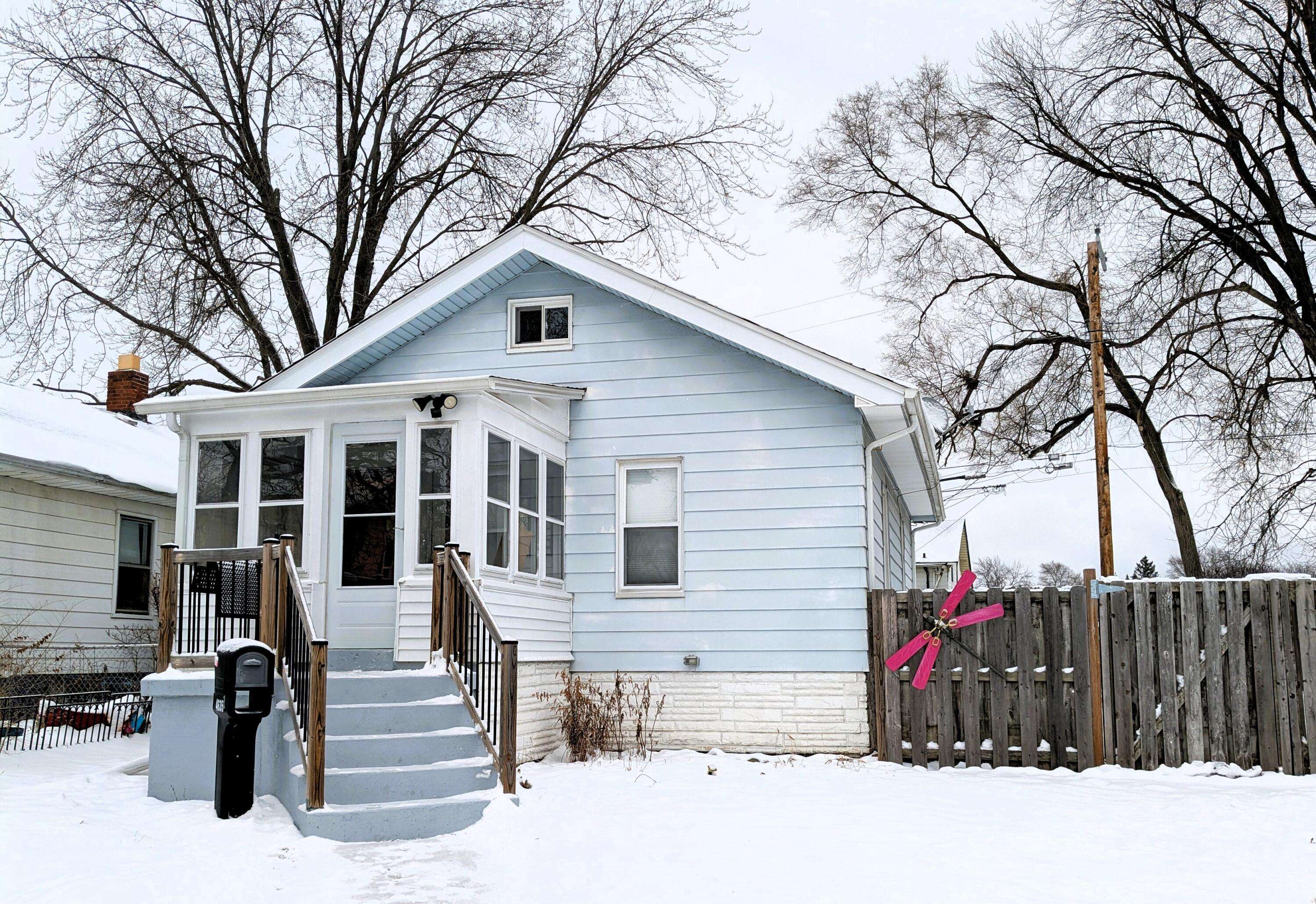 Wayne, MI 48184,4635 Elizabeth ST