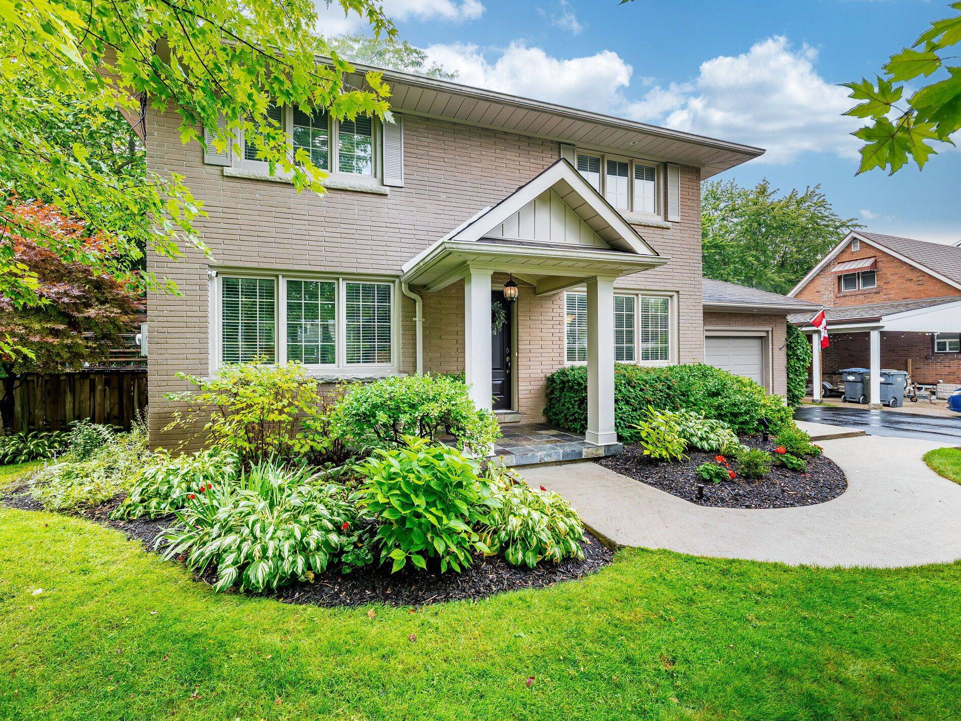 Brampton, ON L6Y 1W7,153 Elliott ST