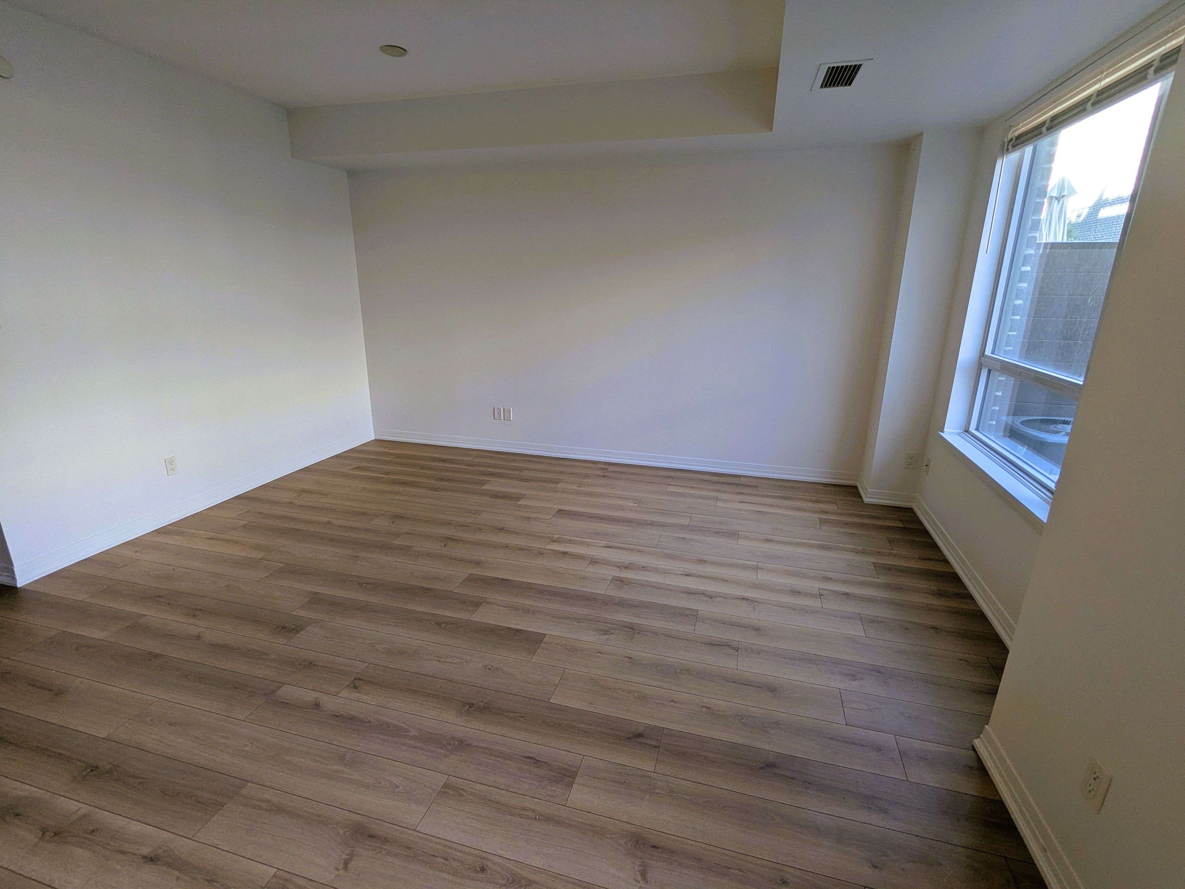 Mississauga, ON L5G 0B6,680 Atwater AVE #1