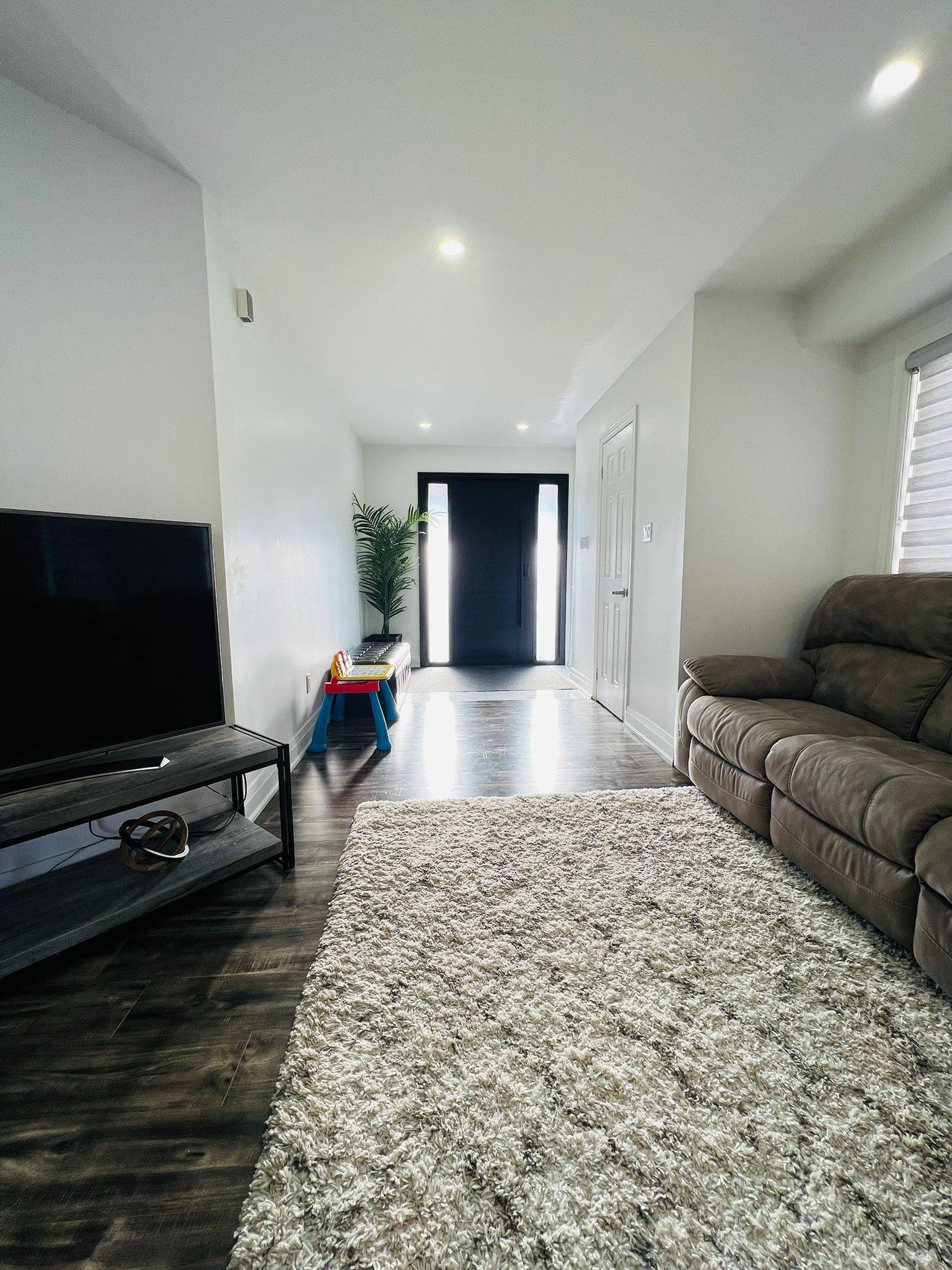 Brampton, ON L7A 2J5,18 Fallstar CRES