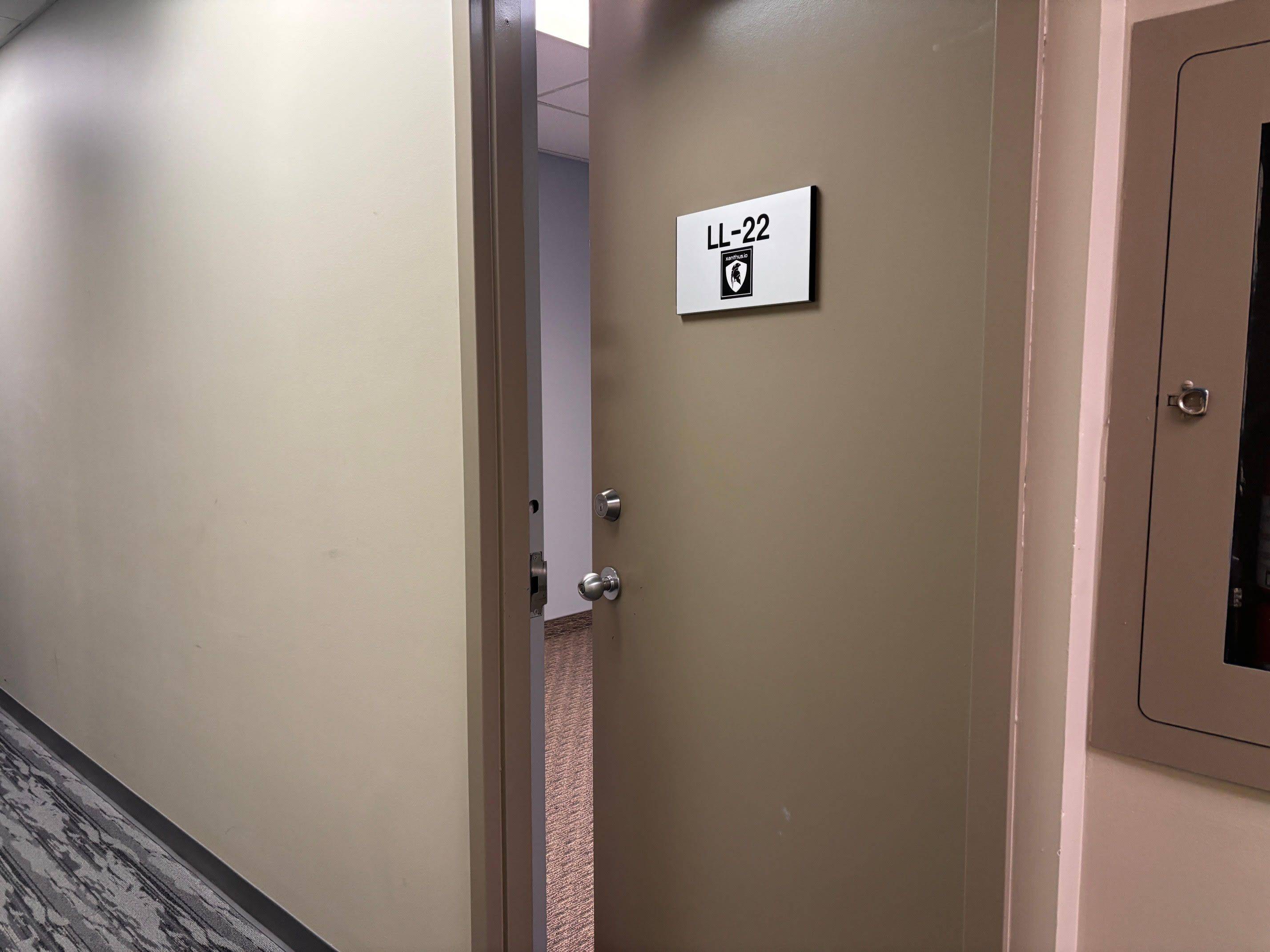 1701 Woodward DR #LL22, Belair Park - Copeland Park And Area, ON K2C 0R4