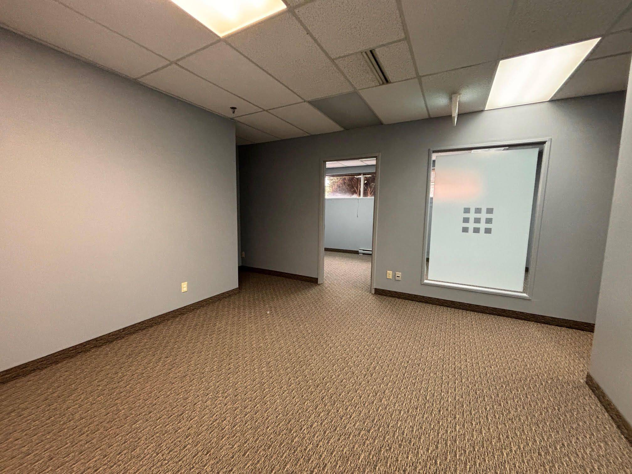 1701 Woodward DR #LL22, Belair Park - Copeland Park And Area, ON K2C 0R4