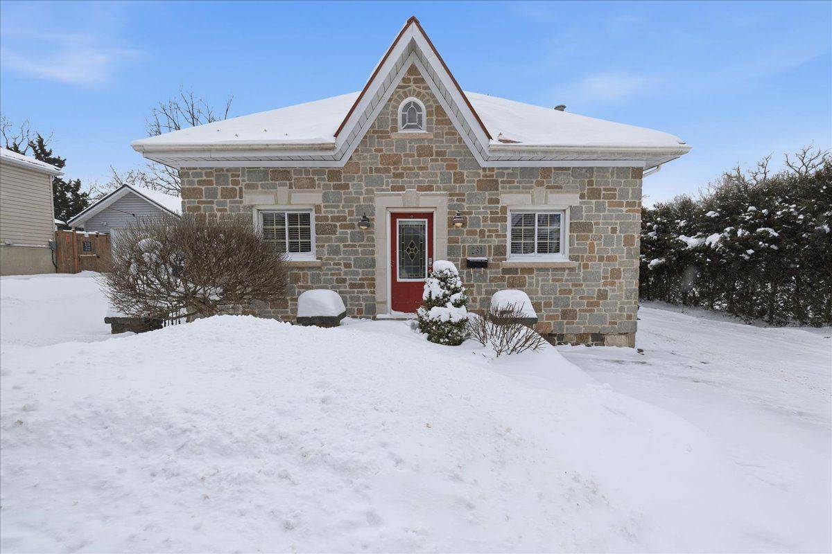 Stratford, ON N5A 1K7,231 West Gore ST