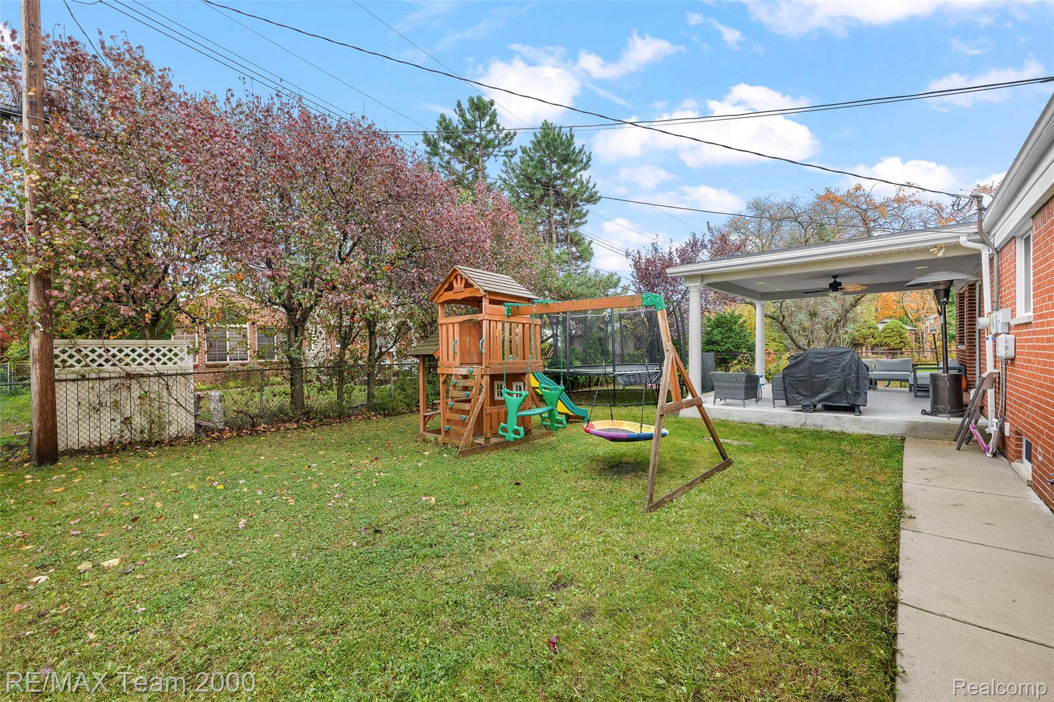 Dearborn Heights, MI 48127,1262 Sherbourne DR