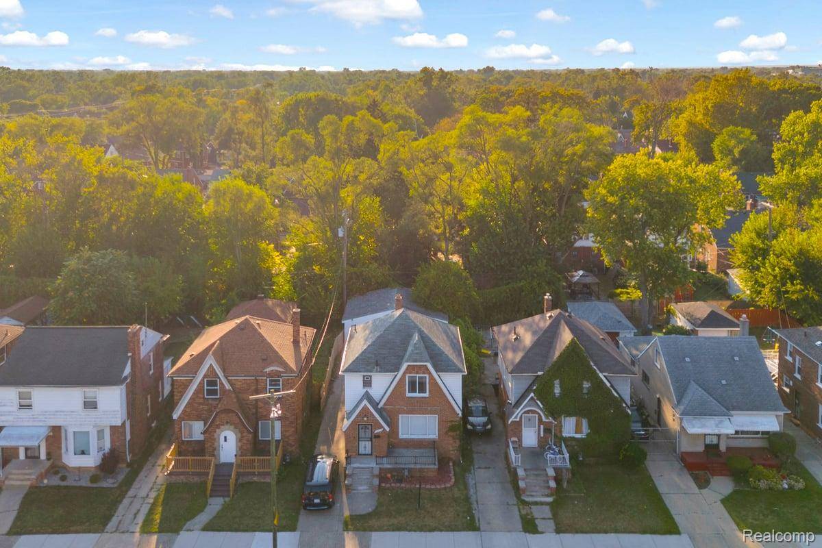 Detroit, MI 48235,16569 Tracey ST