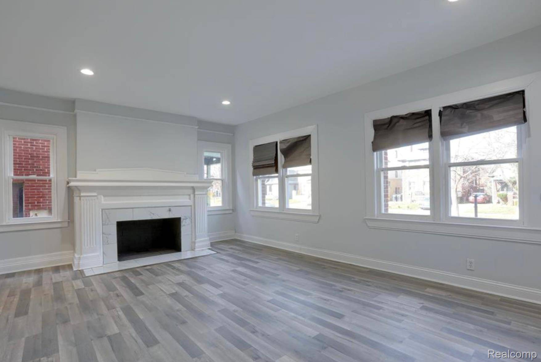 Detroit, MI 48206,2717 Burlingame ST