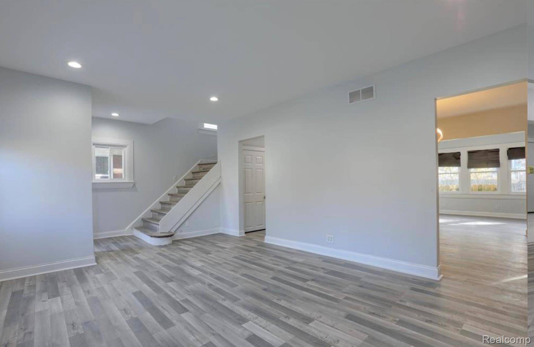 Detroit, MI 48206,2717 Burlingame ST