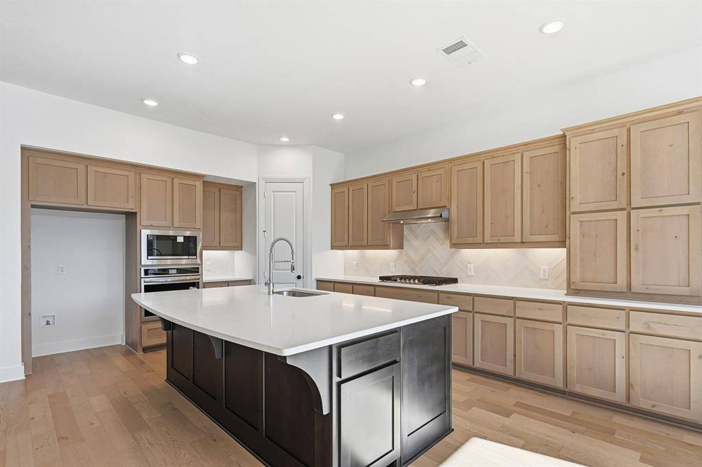 Mclendon Chisholm, TX 75032,1742 Torrente Drive