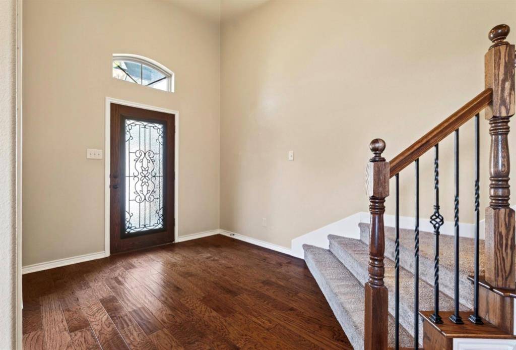 Mckinney, TX 75072,908 Hollowbrook Circle