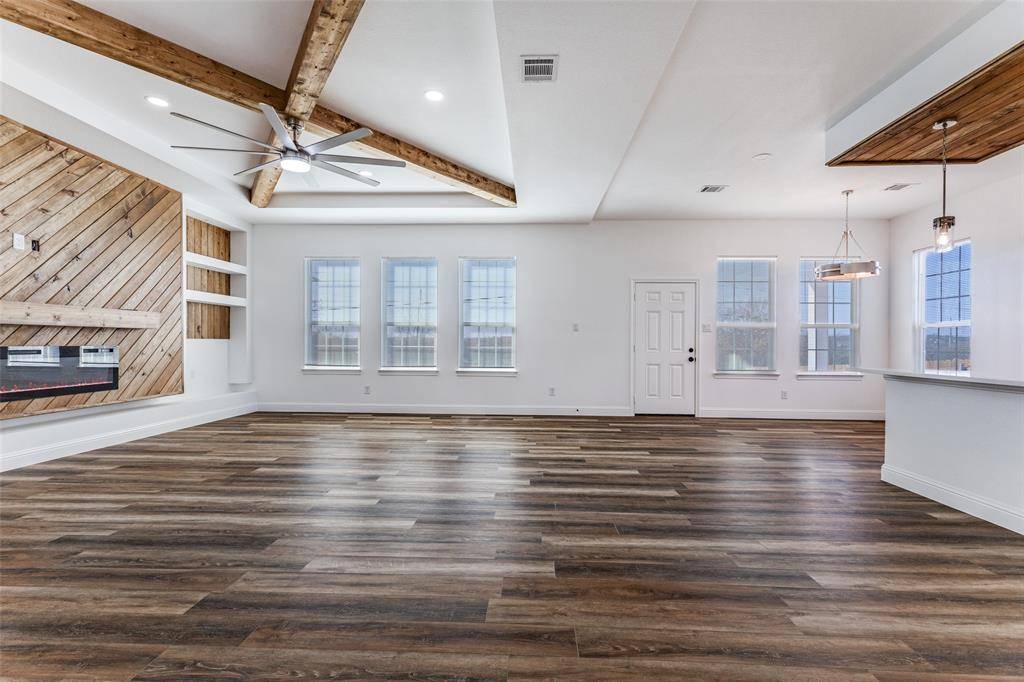 Fort Worth, TX 76105,2612 Burchill Road