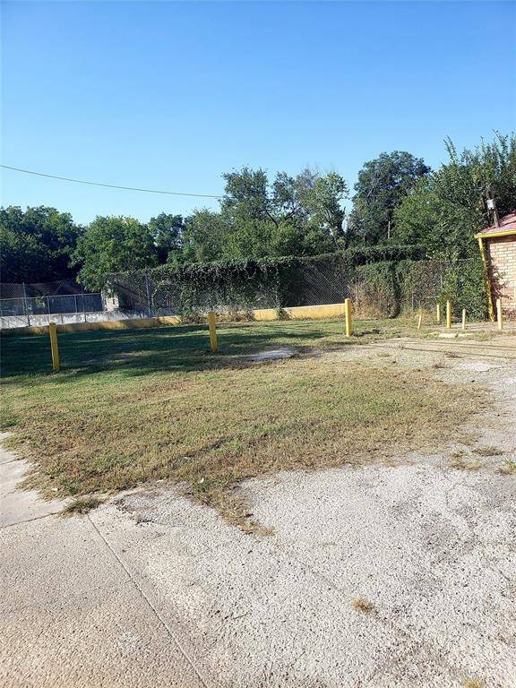 Dallas, TX 75210,3022 Lagow Street