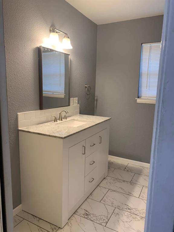 Sanger, TX 76266,514 Oak Street