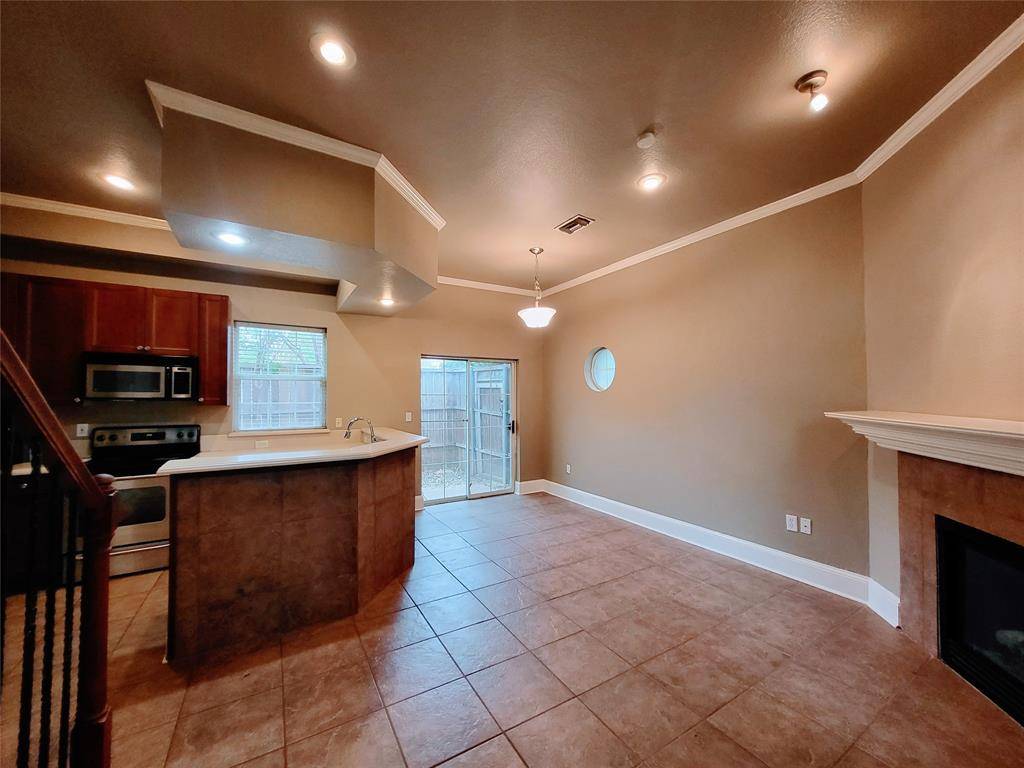 Dallas, TX 75204,1819 N Fitzhugh Avenue #C