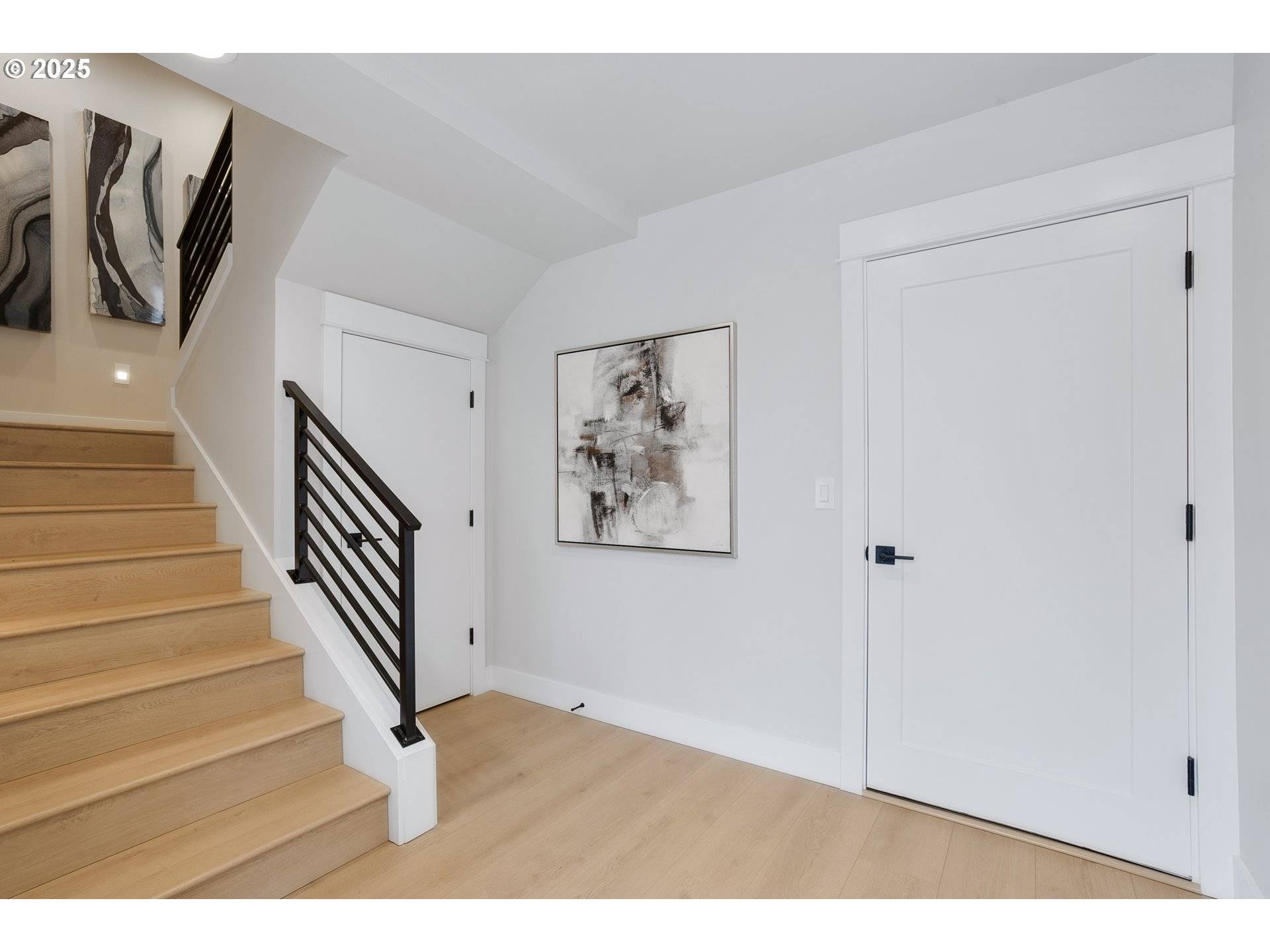 Portland, OR 97239,6008 SW 18th DR