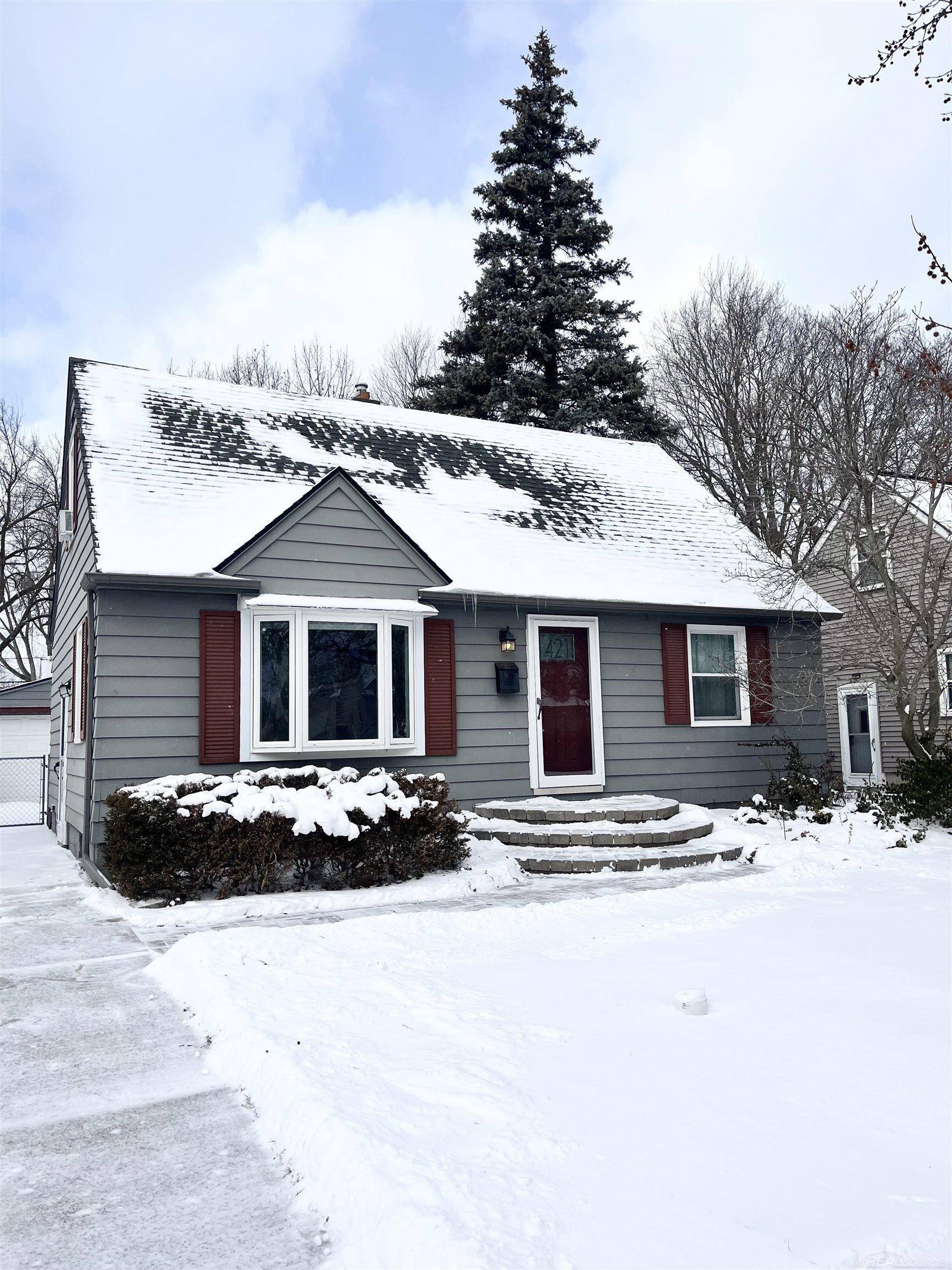 Royal Oak, MI 48067,421 N Edgeworth AVE