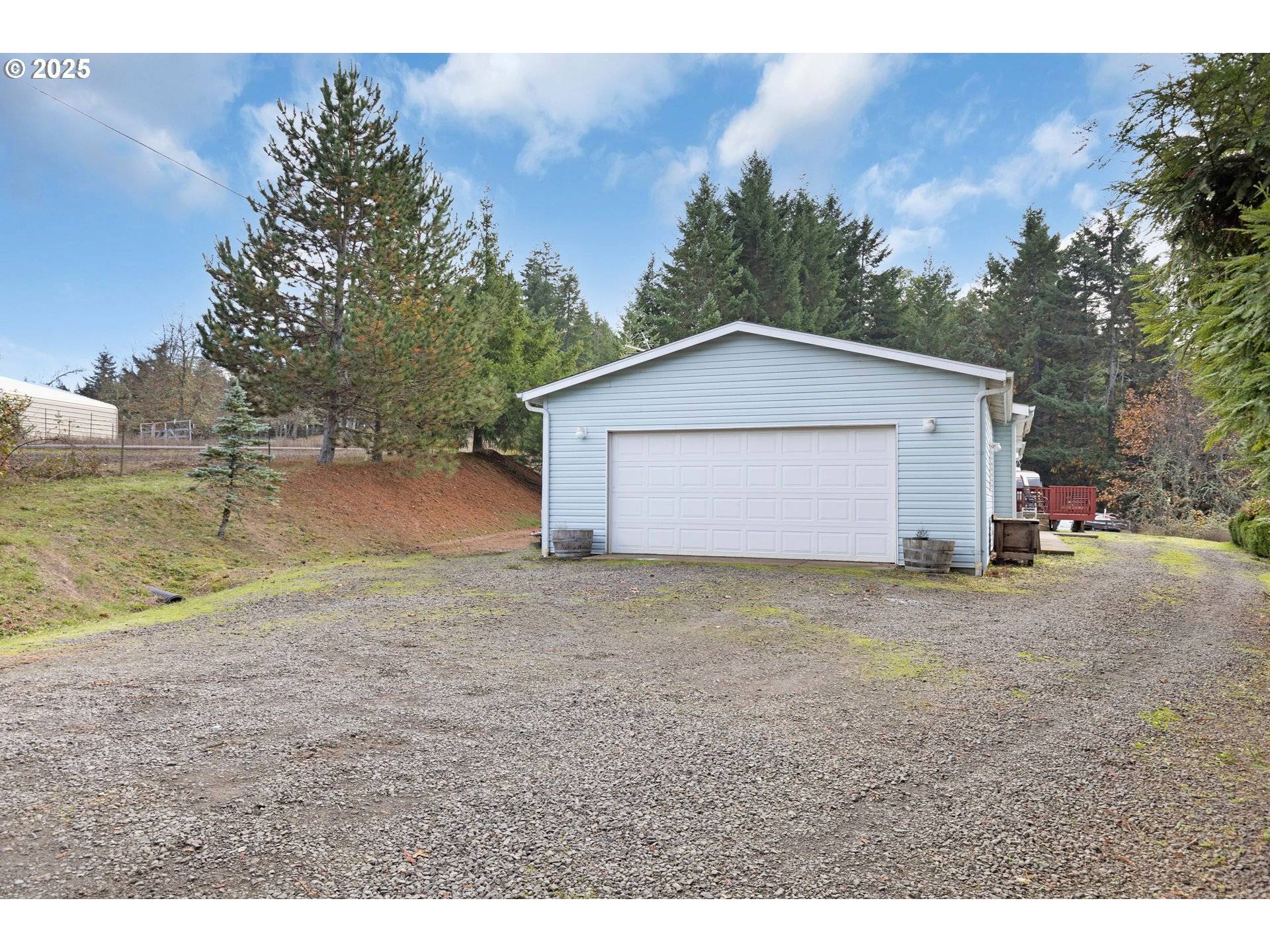 5290 GOODRICH HWY, Oakland, OR 97462