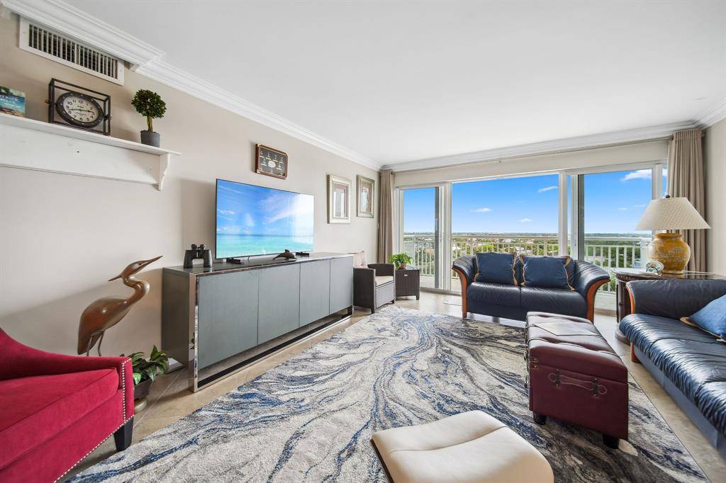 Pompano Beach, FL 33062,2611 N Riverside Dr #1106