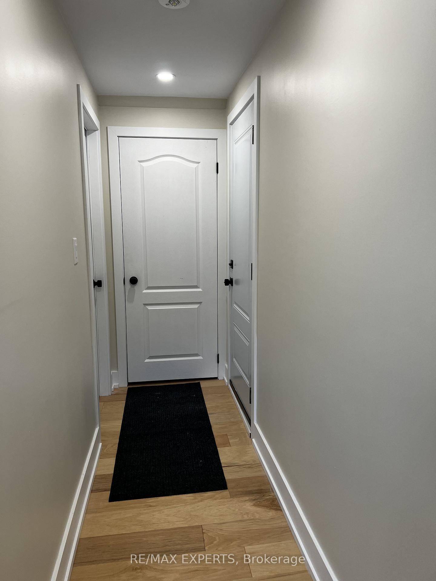 Mississauga, ON L5C 2B7,3131 Lenester DR #Lower level