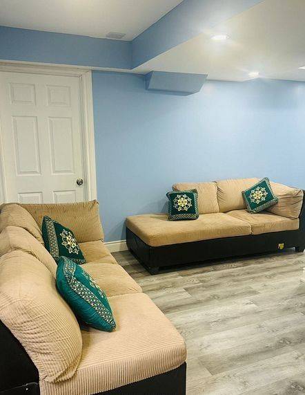 Brampton, ON L7A 2T8,32 Maple Beach CRES