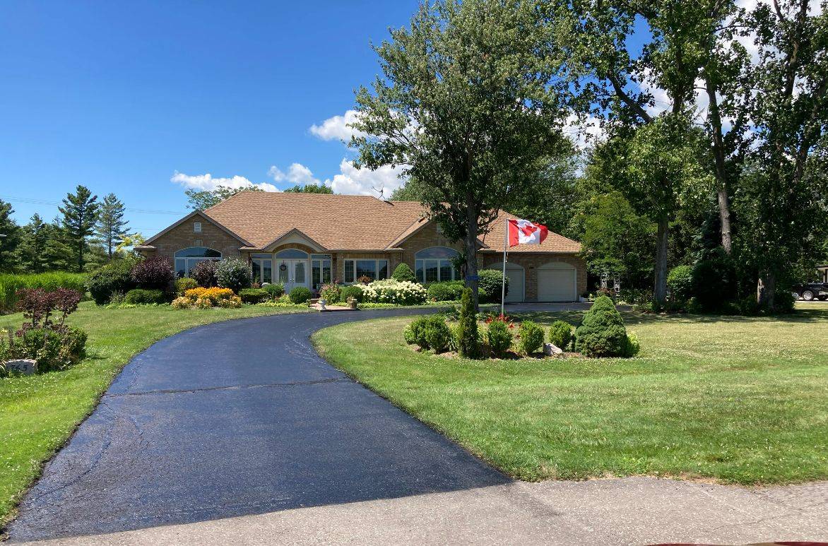 Fort Erie, ON L2A 5M4,2765 Niagara Pkwy