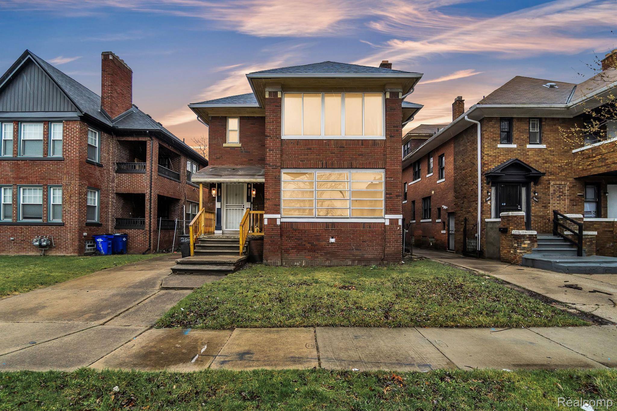 Detroit, MI 48206,2051 CALVERT ST