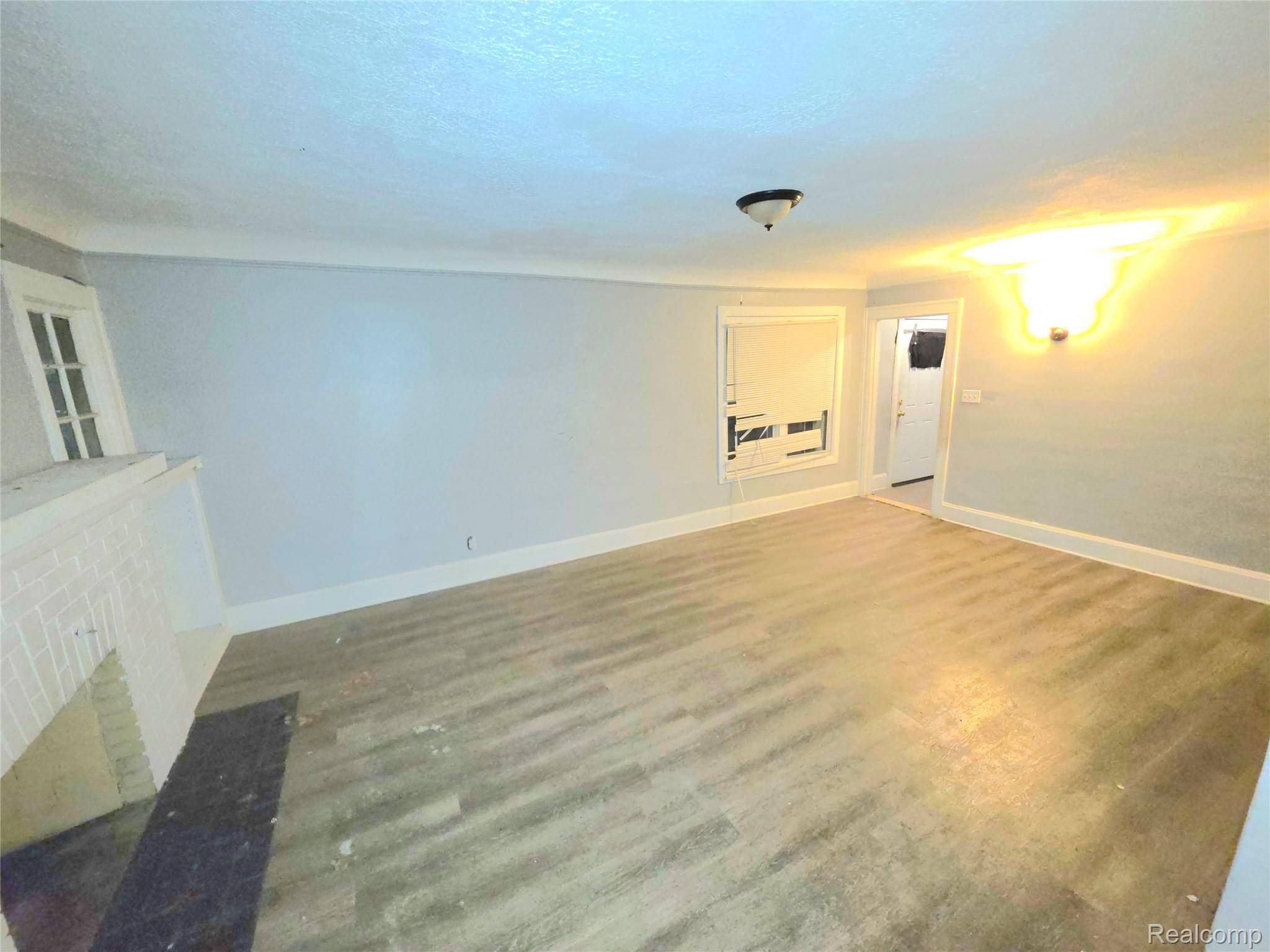 Detroit, MI 48238,15384 Kentucky ST