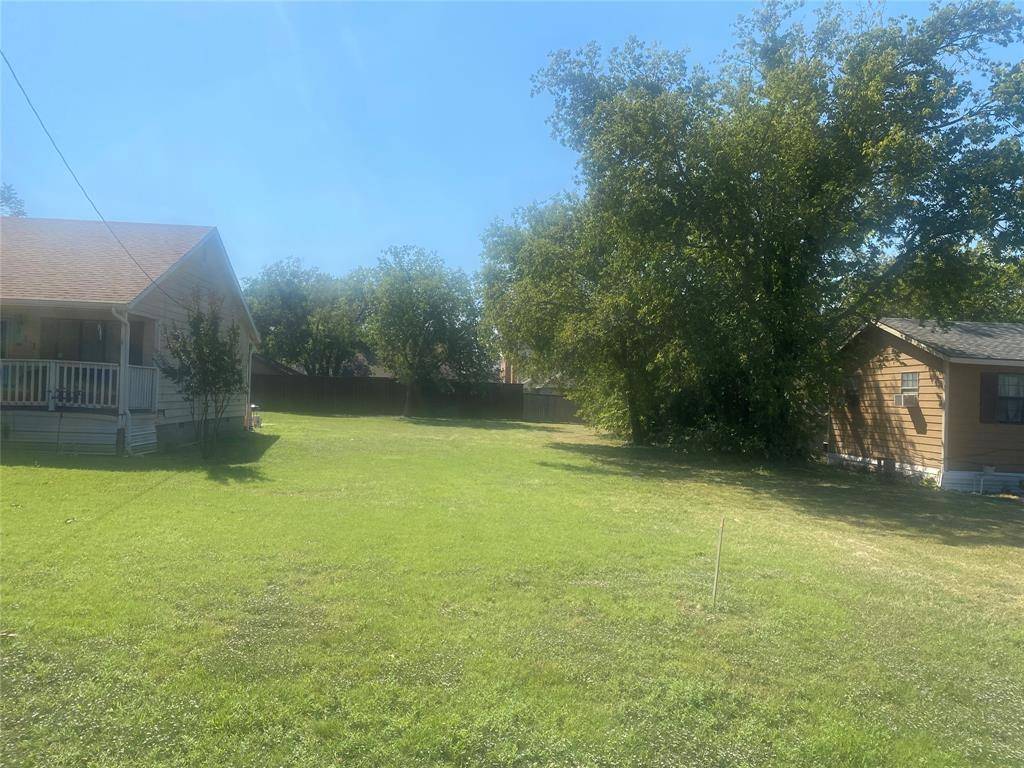 Celina, TX 75009,0 Oak Street