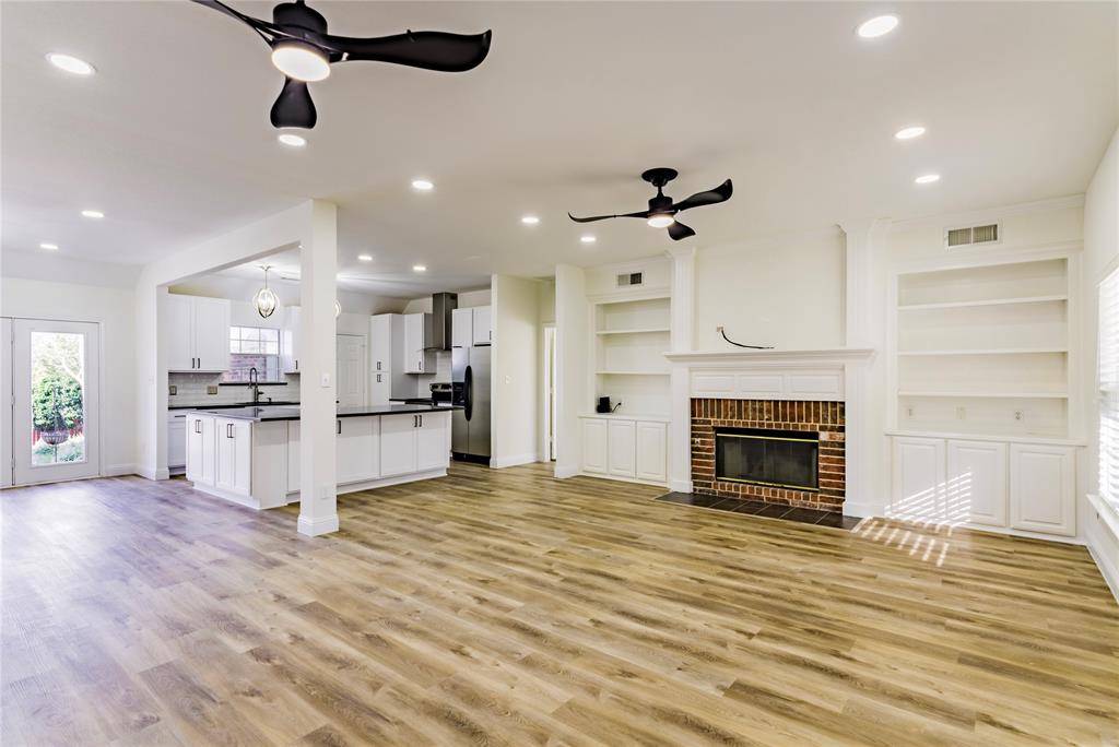 Southlake, TX 76092,1306 Lakeside Drive