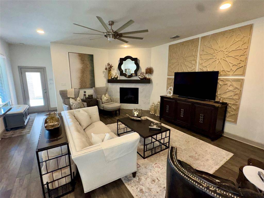 Rowlett, TX 75089,8905 Habersham Drive