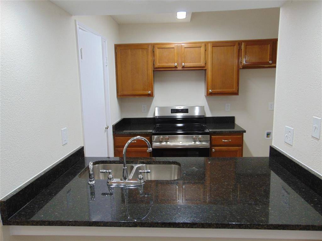 Dallas, TX 75227,4912 Berridge Lane