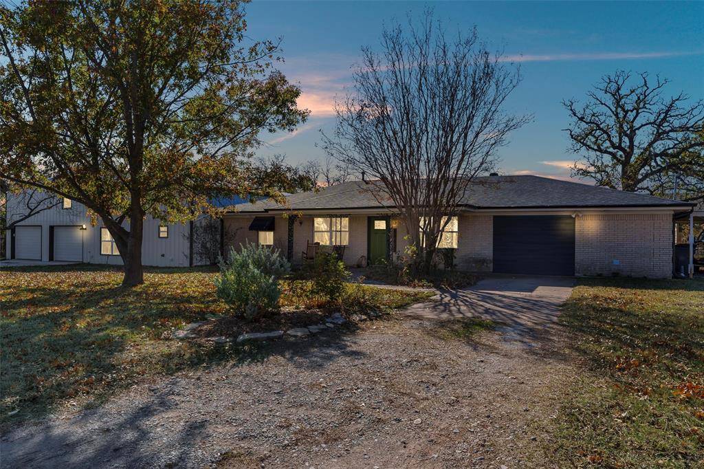 Tolar, TX 76476,406 N Oak Lane