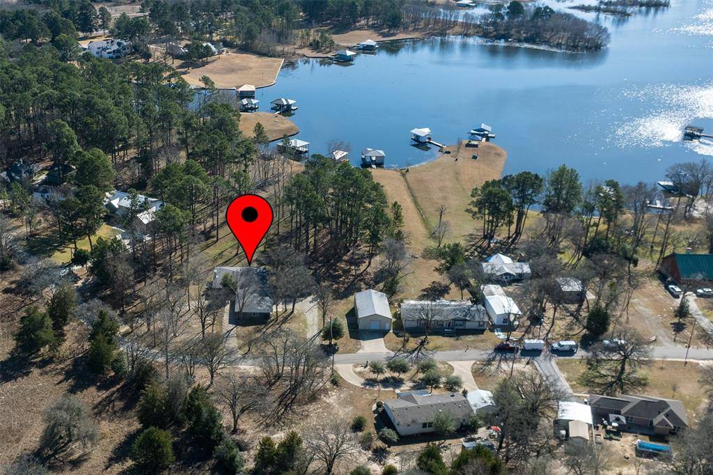 Athens, TX 75752,8014 Blue Bird Lane