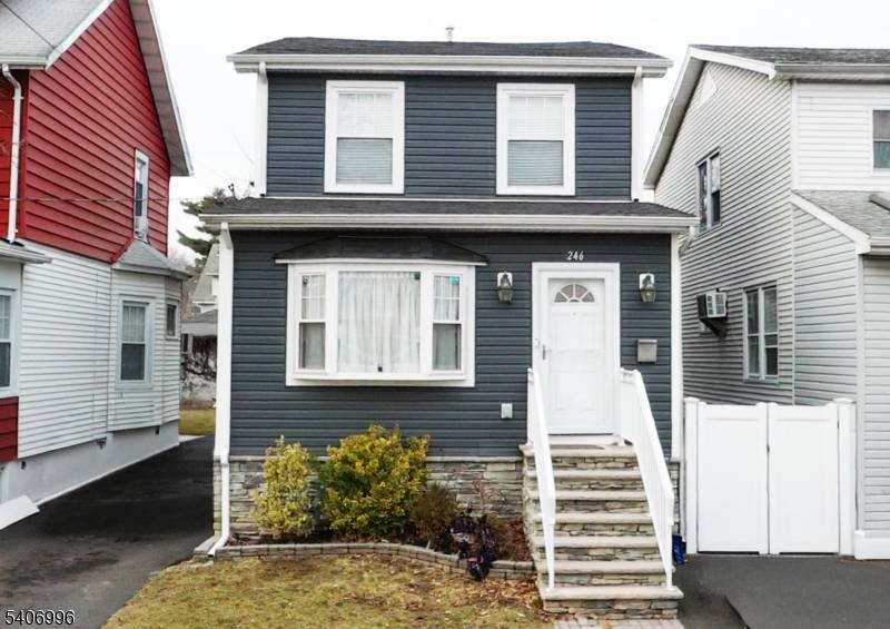 Clifton City, NJ 07011,246 Harding Ave