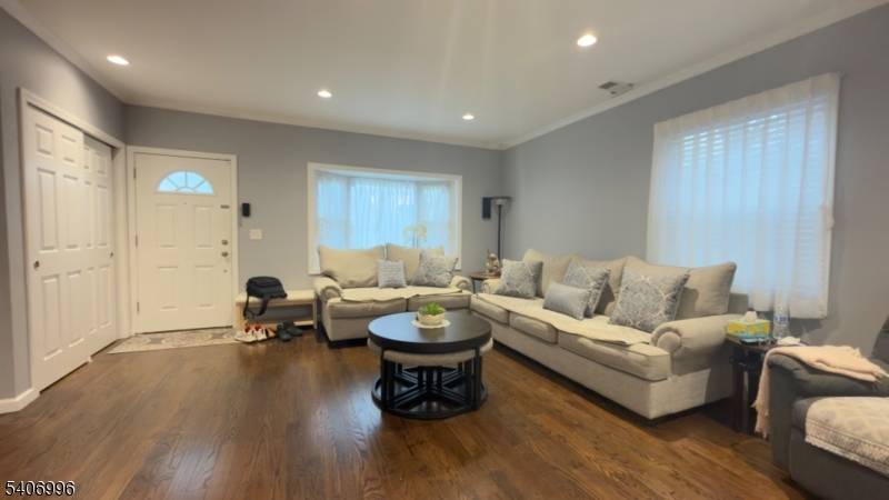 Clifton City, NJ 07011,246 Harding Ave