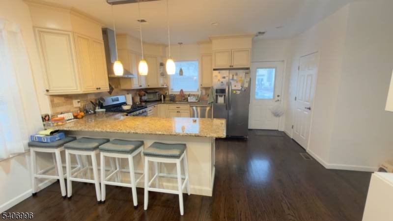 Clifton City, NJ 07011,246 Harding Ave