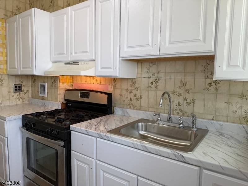 Hawthorne Boro, NJ 07506,232 Lafayette Ave