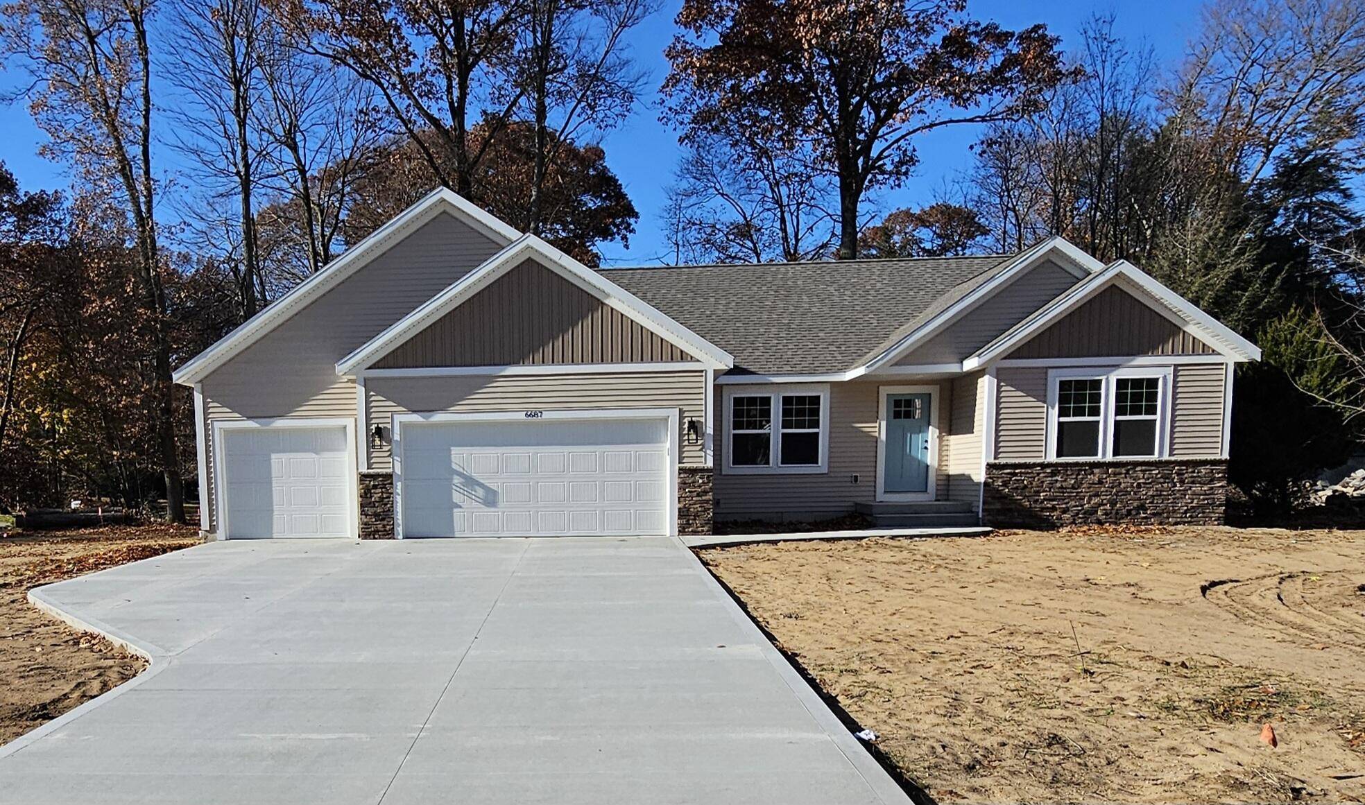 Whitehall, MI 49461,6687 Shari DR