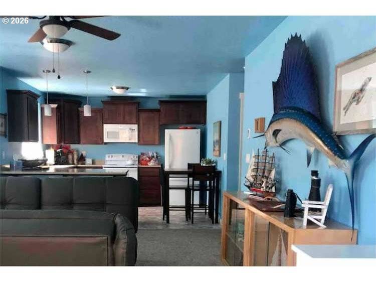 Brookings, OR 97415,16319 LOWER HARBOR RD