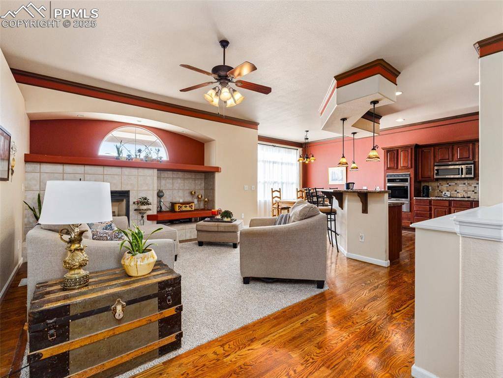 Pueblo, CO 81007,982 W Caliente DR