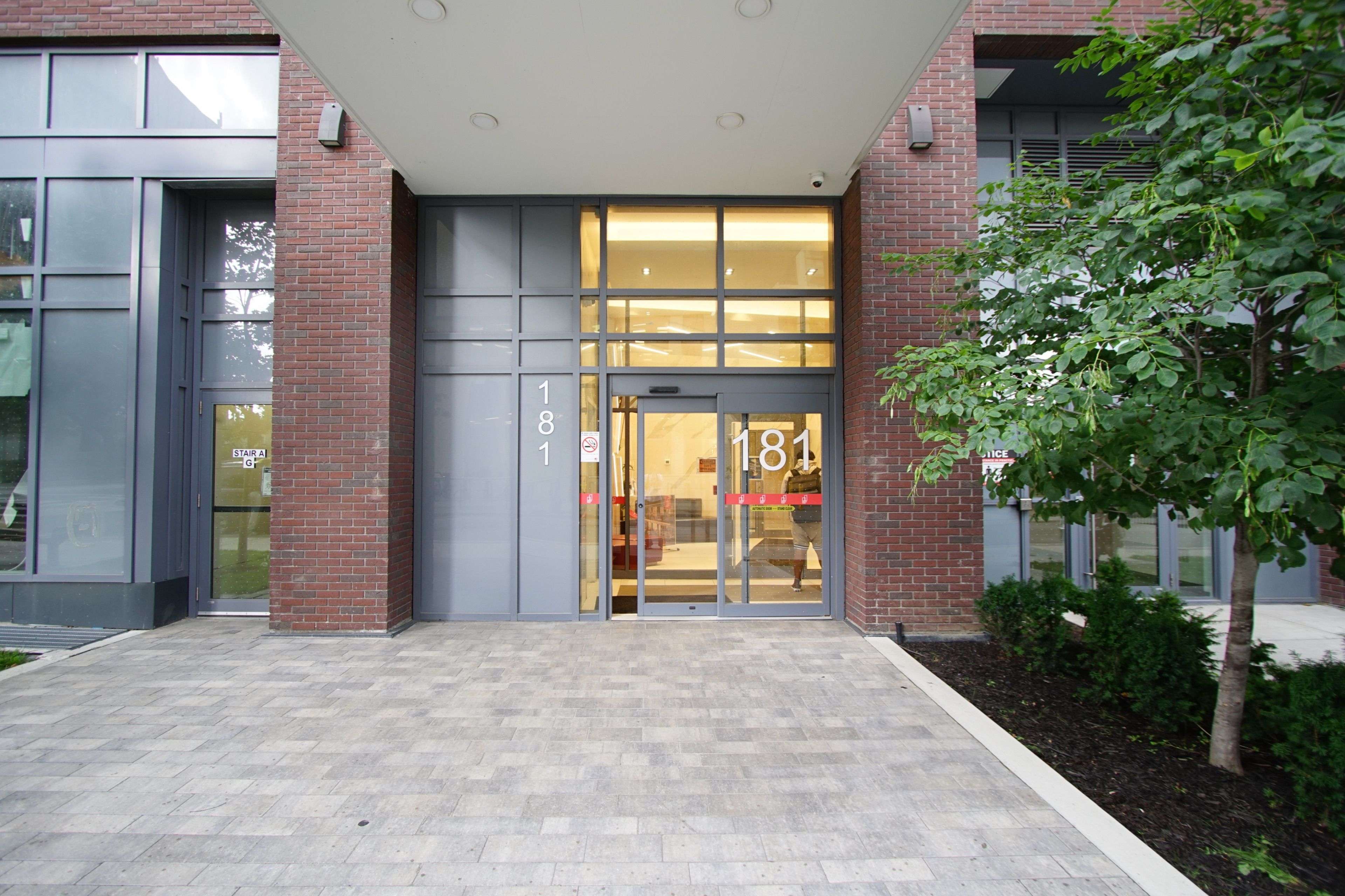 Toronto C01, ON M5T 0C1,181 Huron ST #904